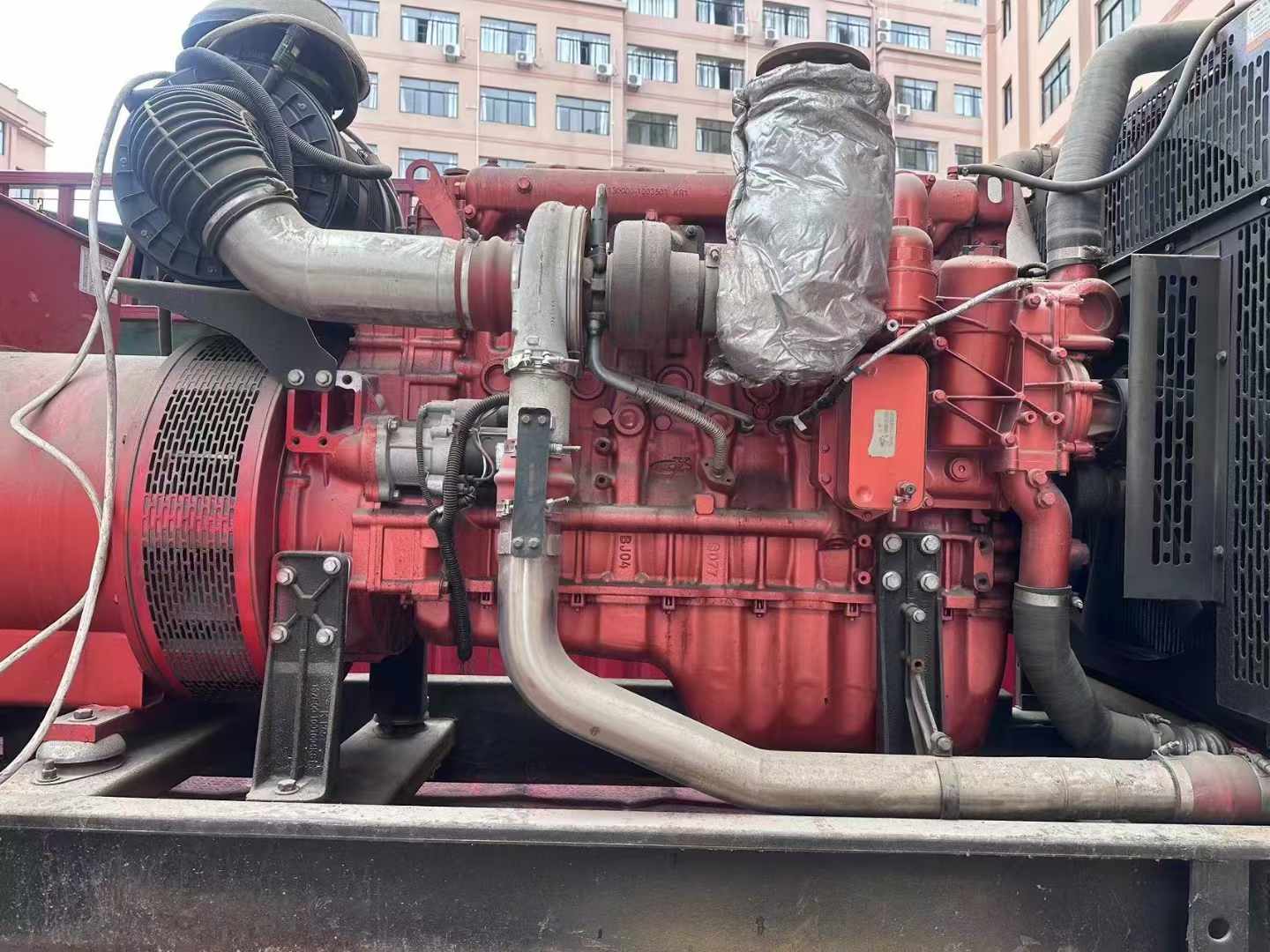富川如何选择适合 600kW 柴油发电机组的过载保护器?