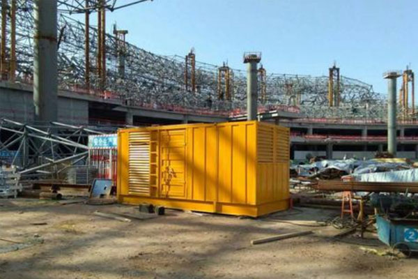 富川发电机出租如何判断空气滤清器是否需要更换？